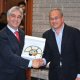 Paolo Di Giannantonio premiato da Carlo  Corsetti