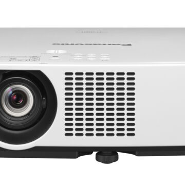 Panasonic PT-VMZ71 è la nuova serie di proiettori per aziende e scuole