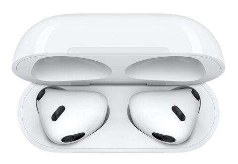 Black Friday, Airpods 3 al minimo di sempre su eBay, 169,90 euro