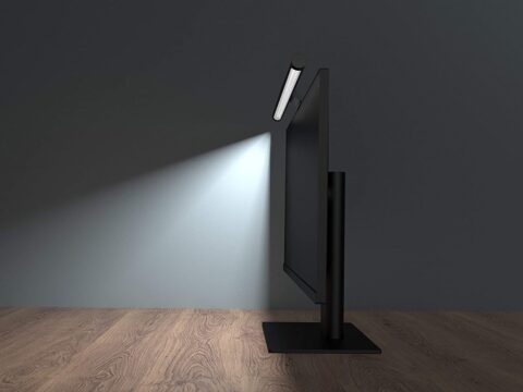 Solo 39,99 euro per la lampada Xiaomi che salva la vista quando usate il PC o Mac