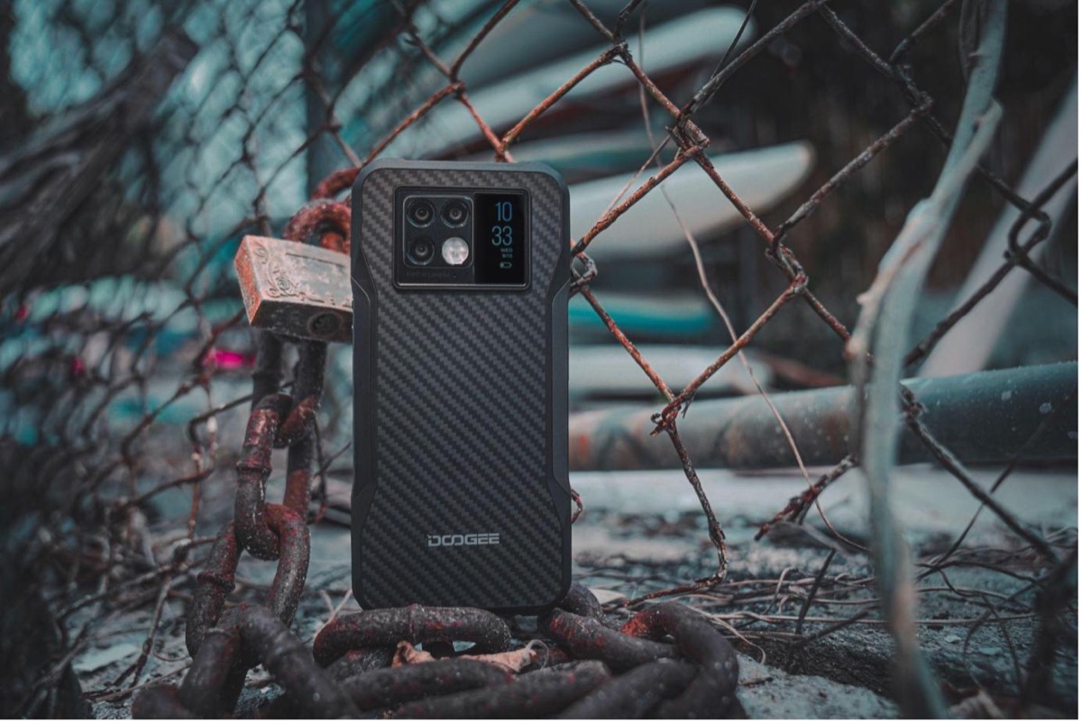 Doogee V20, dal 21 febbraio a 299 euro il rugged che non ti aspetti