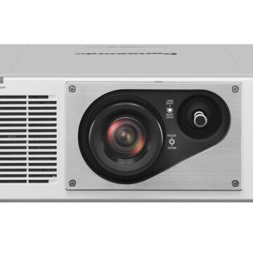 Panasonic PT-FRQ50 è il proiettore 4K per effetti visivi top