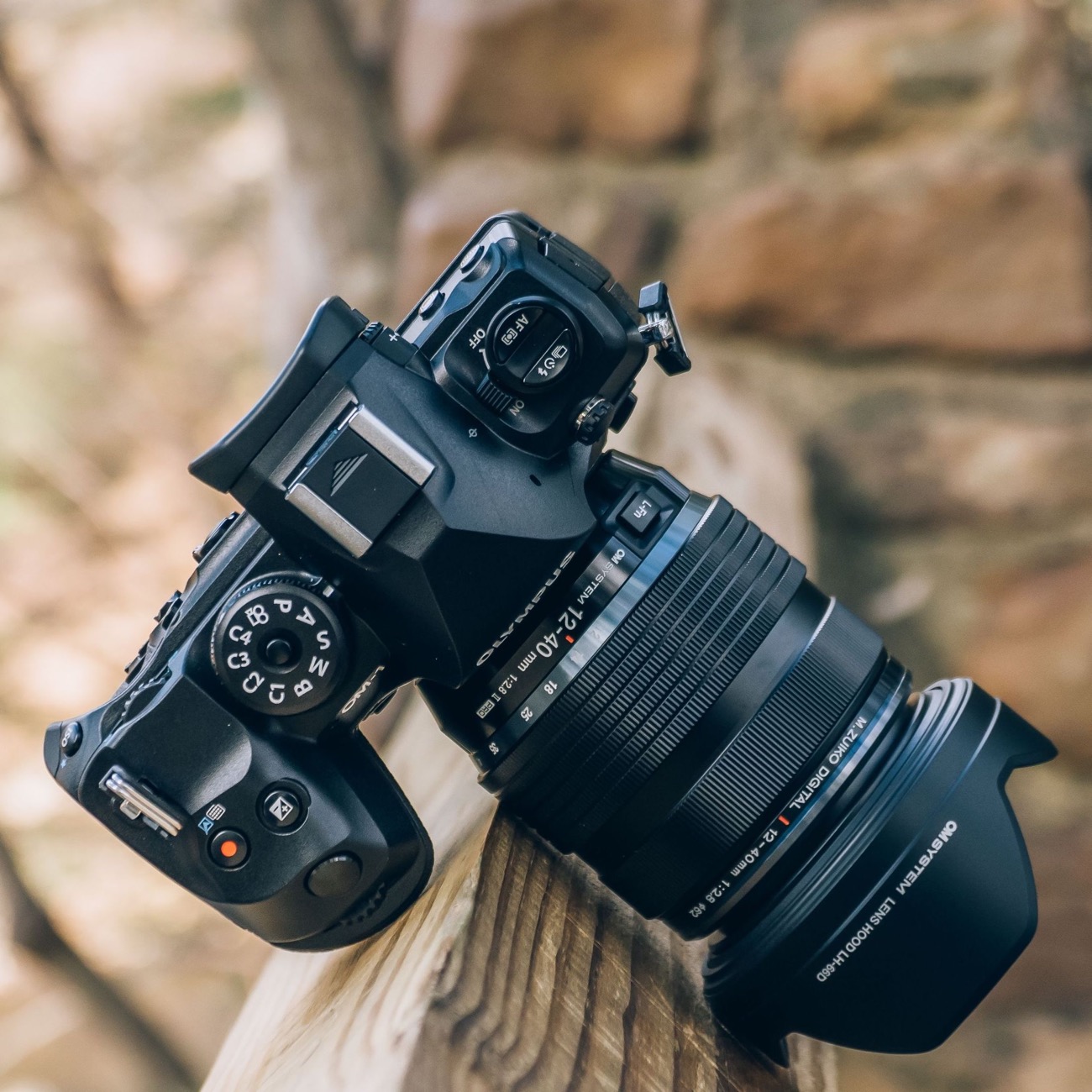 olympus om-1